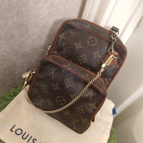 Louis Vuitton Mini Amazon with Detachable Strap - Picture 3 of 16